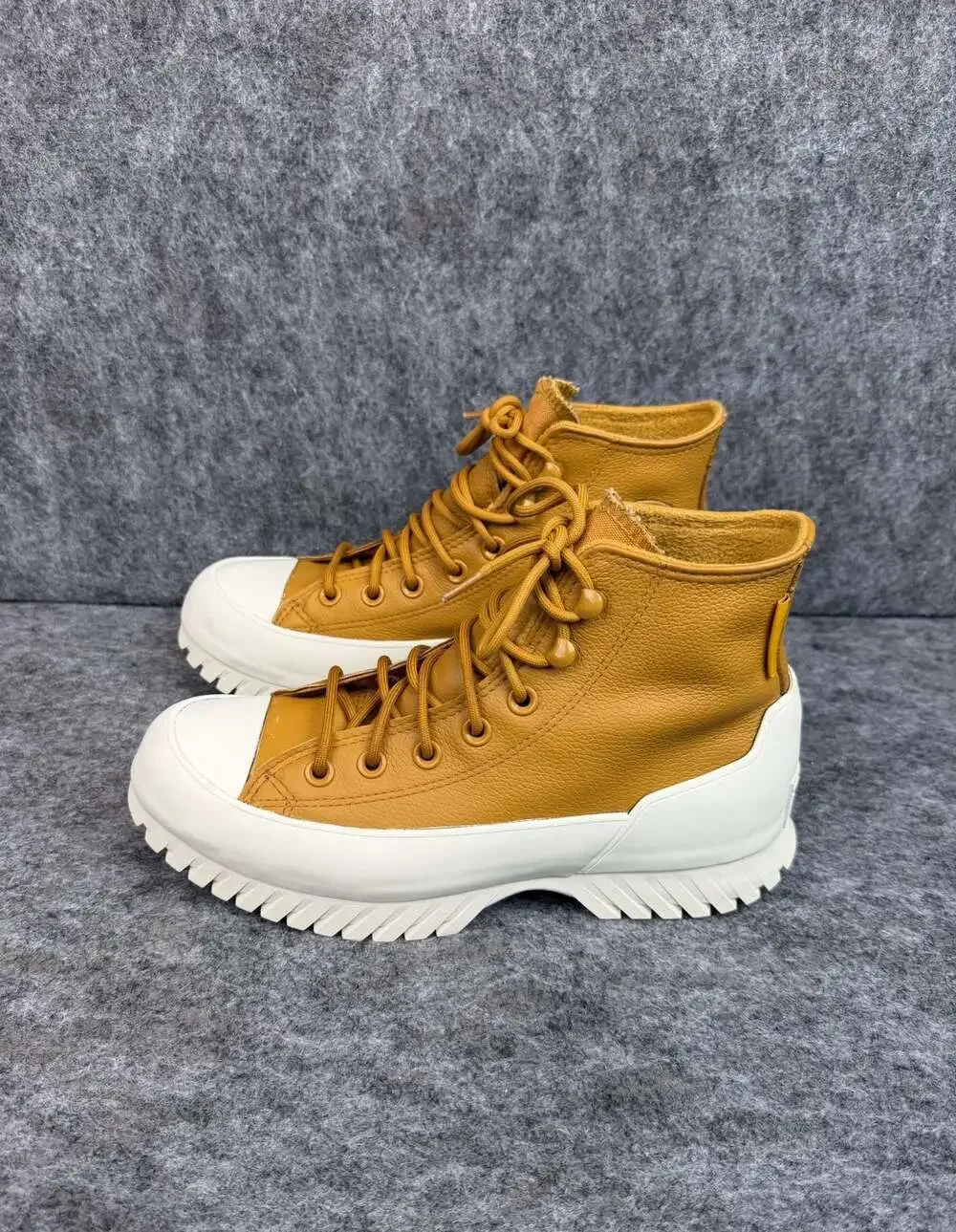 Converse pre owned